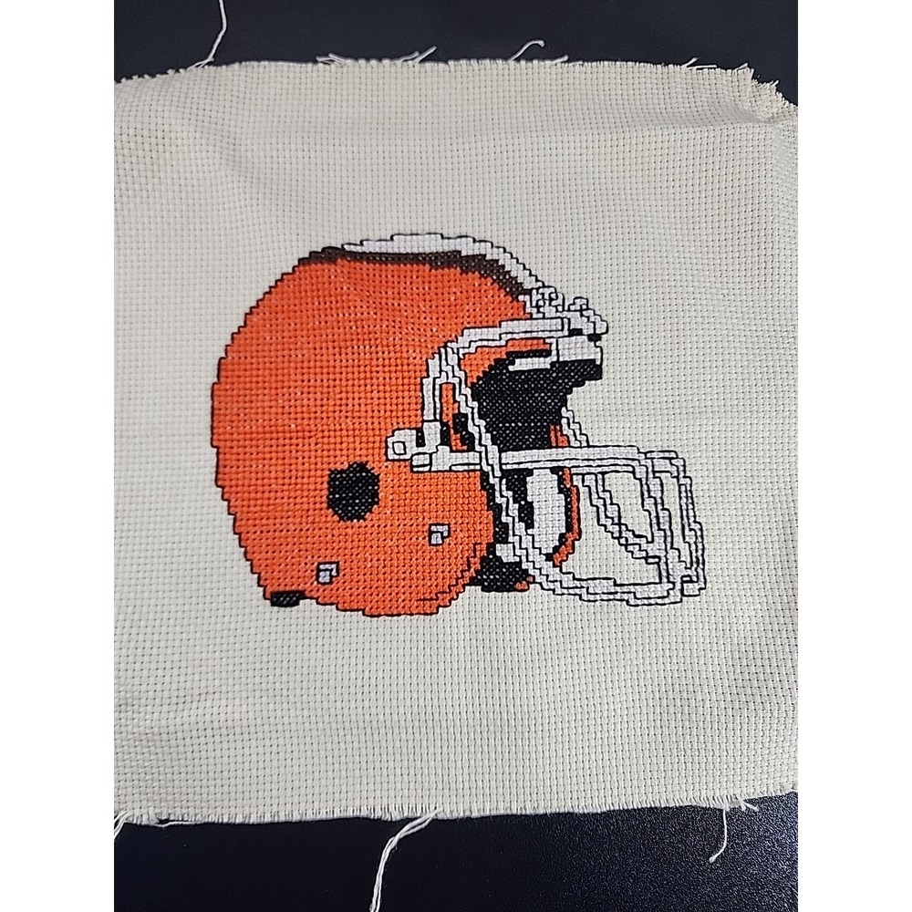 Home Made NFC NFL unFramed Cleveland Browns Helmet‎ Needle Cross Stitch